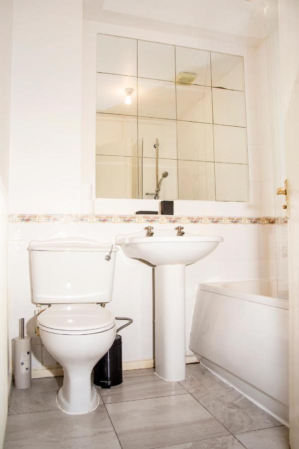 Cosy 3-Bed Home Close To City Centre Manchester Exterior foto